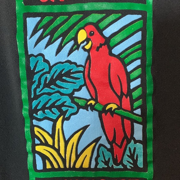 VINTAGE 89’s Save the Rainforest Red macaw tropical black sweatshirt Sz L cozy - Picture 3 of 17
